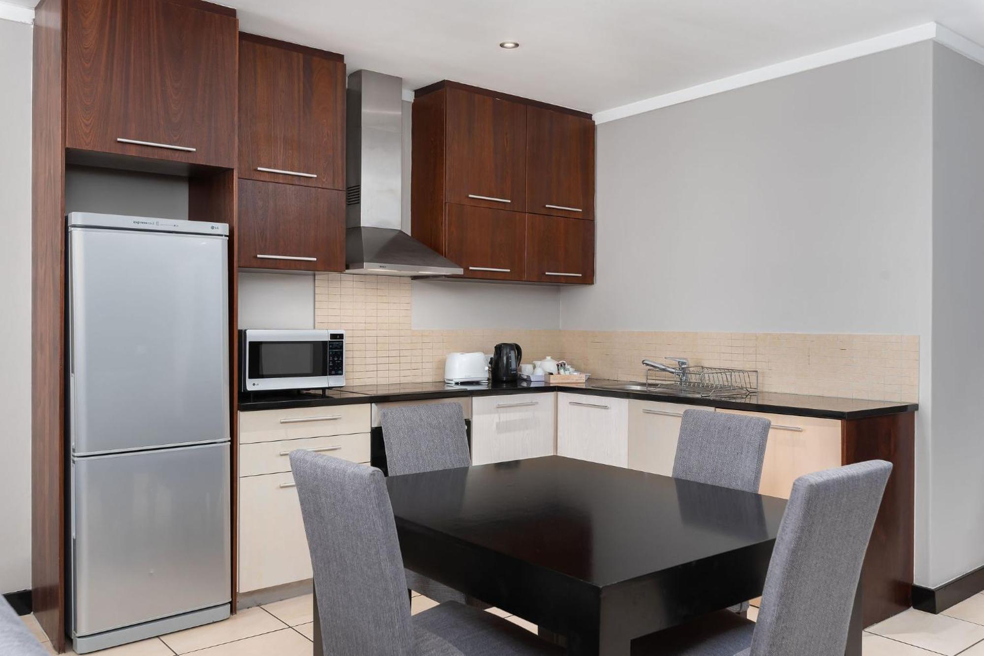 ไอค่อน ลักชัวรี อพาร์ตเมนท์ Aparthotel เคปทาวน์ ภายนอก รูปภาพ